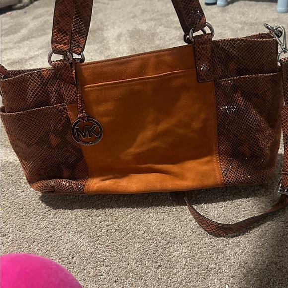 MK Suede Leather large shoulder bag - Picture 2 of 5